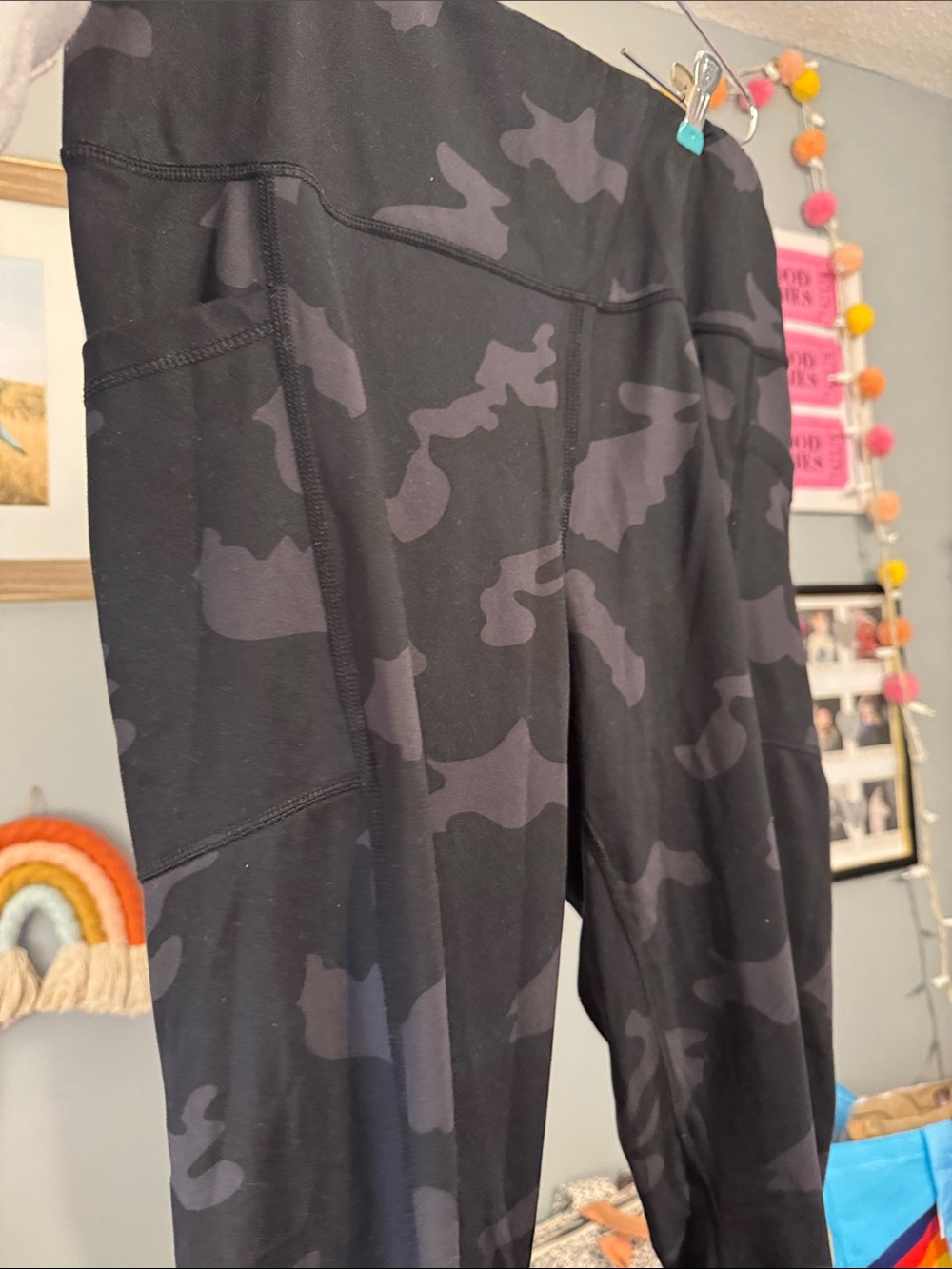 Black & Charcoal Camo High-Waist Leggings